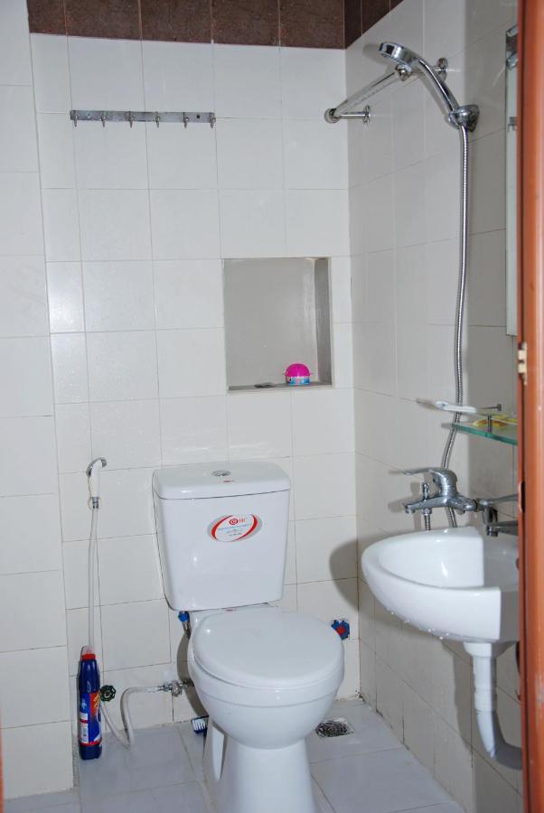 5H Homestay Hue Buitenkant foto